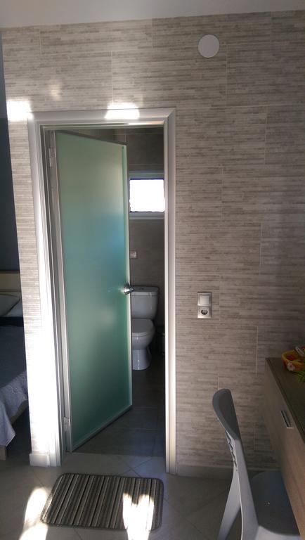 Aimilias Family Apartments เนอาวรัสนา ภายนอก รูปภาพ